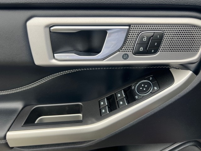 2022 Ford Explorer Limited - Photo 10