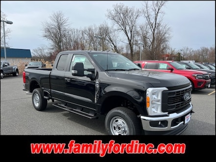 2023 Ford Super Duty F-350 SRW XL TRUCK