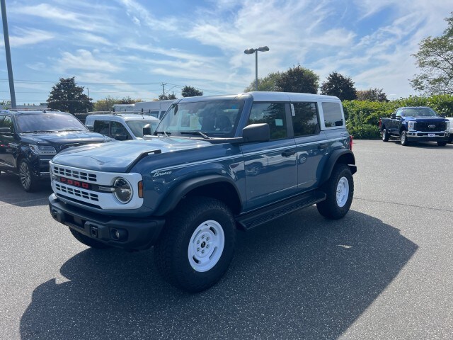 2025 Ford Bronco Heritage First Edition photo 3