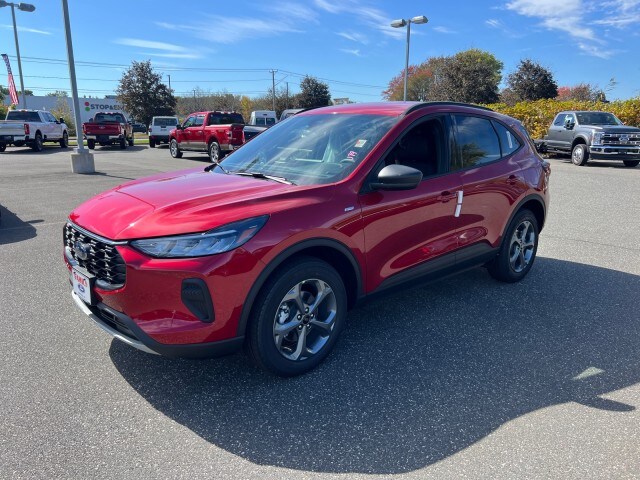 2026 Ford Escape ST-Line photo 3
