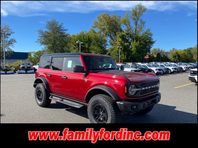 2026 Ford Bronco Badlands SUV