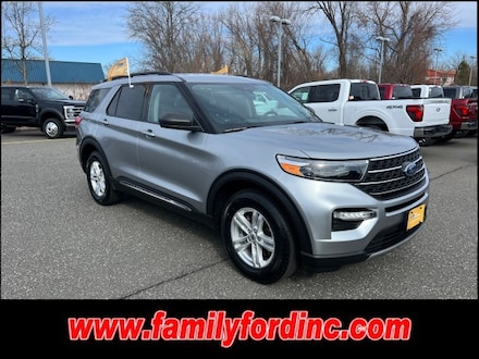 2022 Ford Explorer XLT SUV