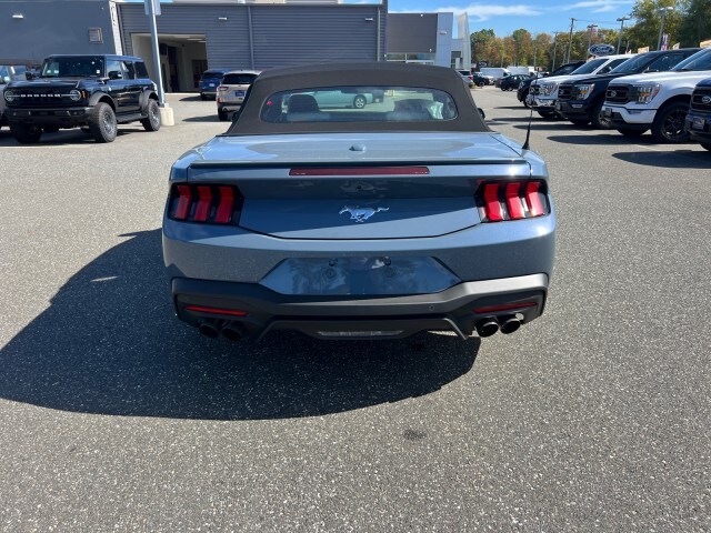 2025 Ford Mustang EcoBoost Premium Convertible photo 4