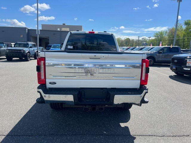 2025 Ford F-350 King Ranch photo 4