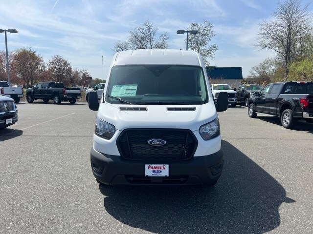 2025 Ford Transit Cargo Van photo 2