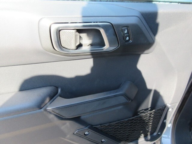 2025 Ford Bronco 4-Door Base - Photo 15