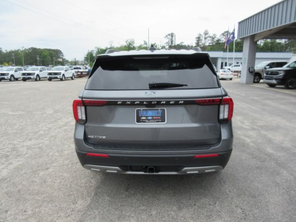 New 2026 Ford Explorer Active w/200A Pkg SUV