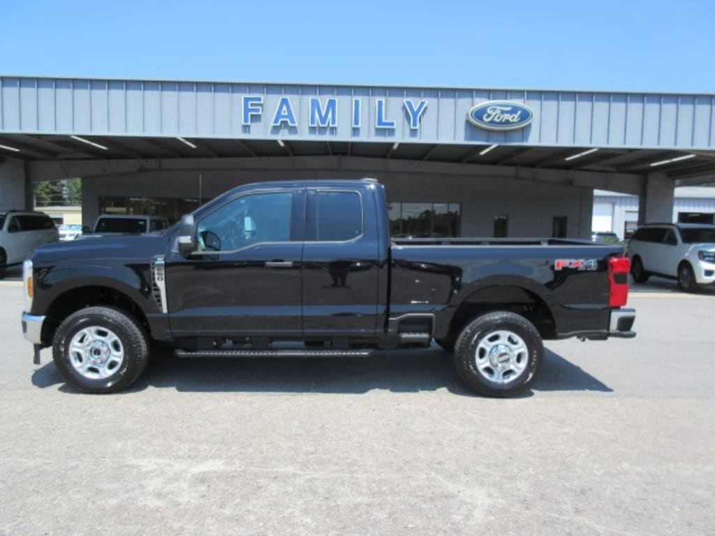 Used 2026 Ford Super Duty F-250 SRW XLT Pickup
