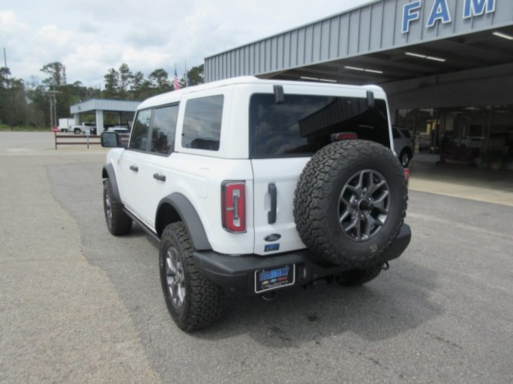 New 2025 Ford Bronco Badlands SUV