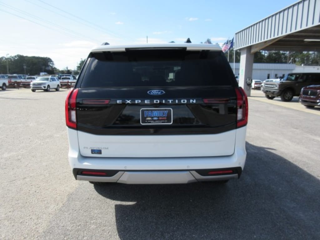 New 2025 Ford Expedition Platinum SUV