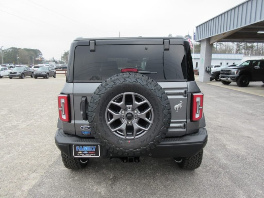 New 2025 Ford Bronco Badlands SUV