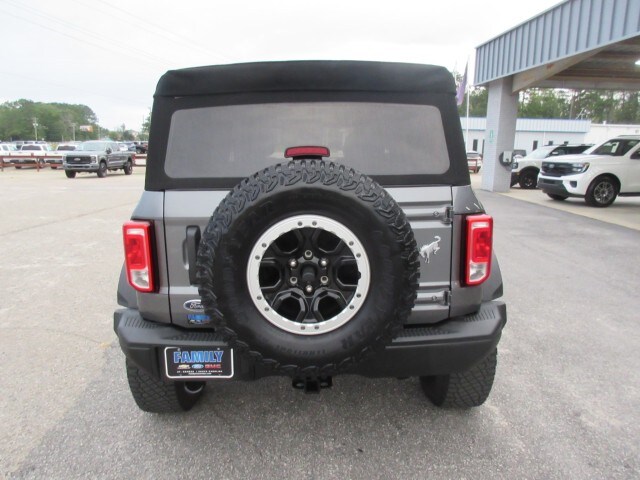 2022 Ford Bronco Black Diamond photo 4