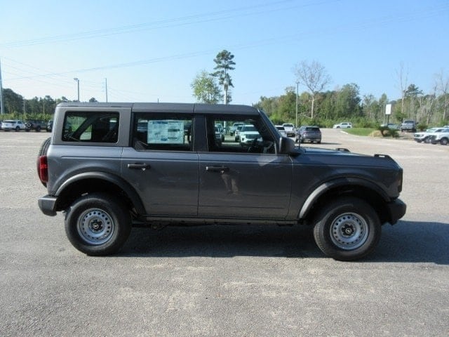 2025 Ford Bronco 4-Door Base - Photo 6