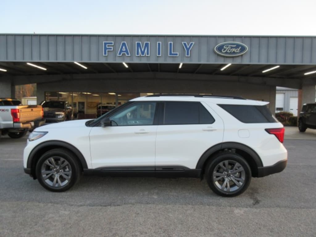 New 2026 Ford Explorer Active w/200A Pkg SUV