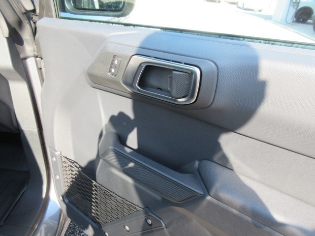 2025 Ford Bronco 4-Door Base - Photo 22