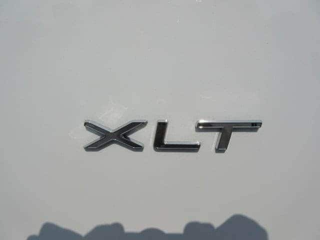 2025 Ford Transit Passenger Van XLT - Photo 17