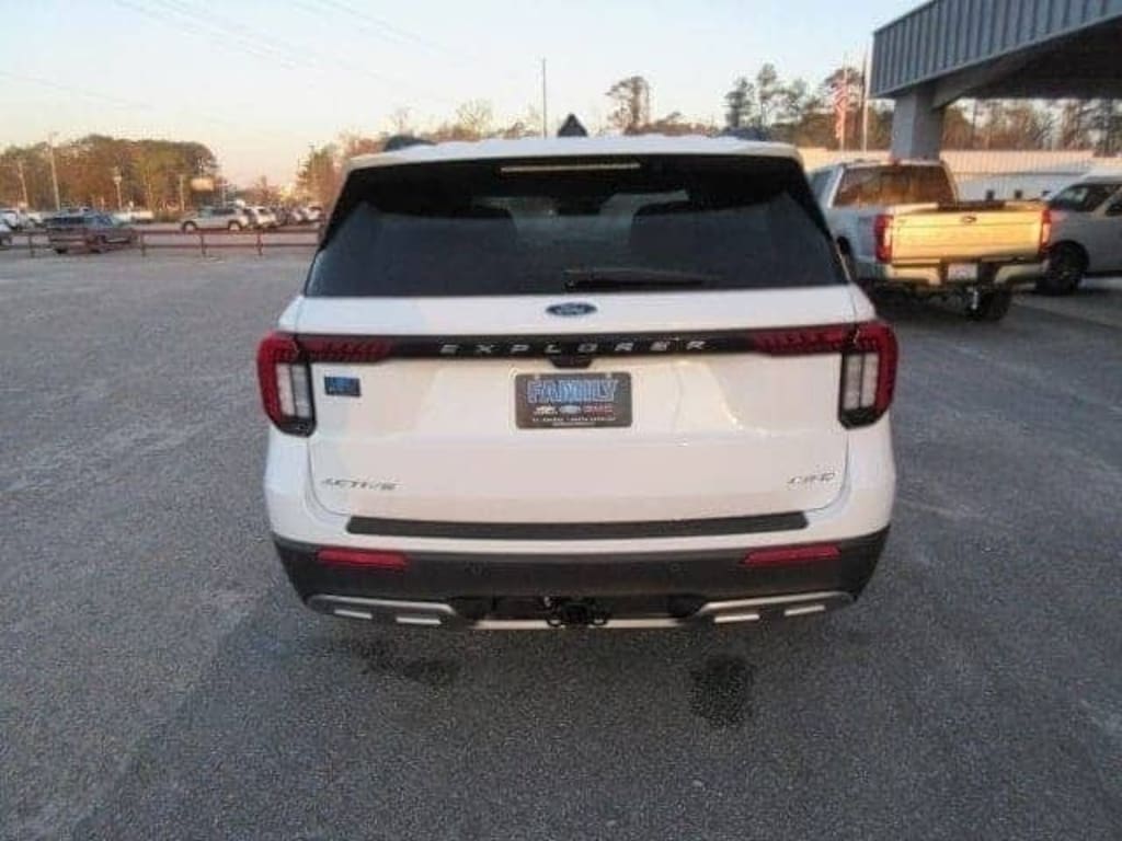 New 2026 Ford Explorer Active w/200A Pkg SUV