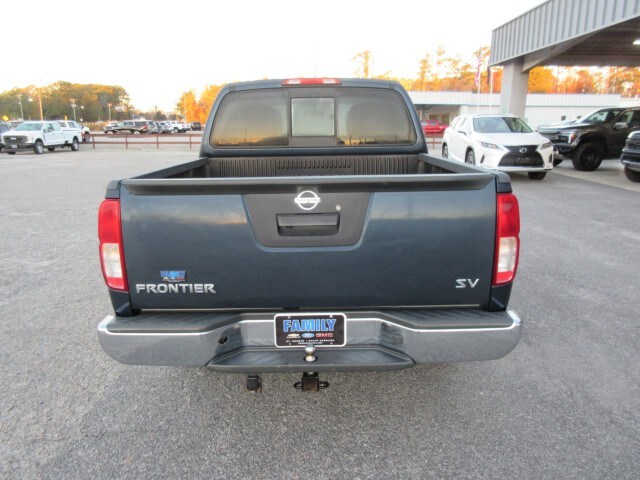 2020 Nissan Frontier SV Crew Cab photo 4
