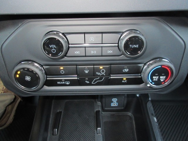 2025 Ford Bronco 4-Door Base - Photo 25