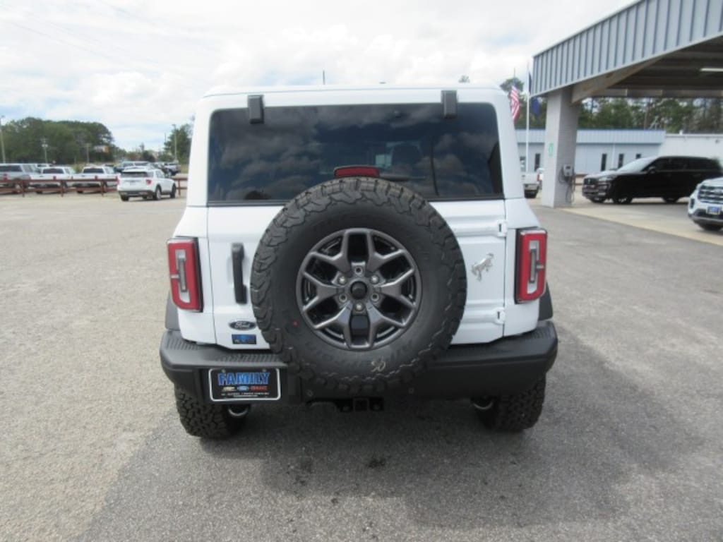 New 2025 Ford Bronco Badlands SUV