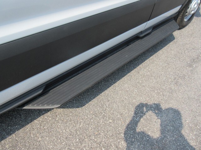 2025 Ford Transit Passenger Van XLT - Photo 13