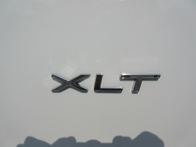 2025 Ford Transit Passenger Van XLT - Photo 17