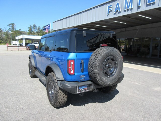2025 Ford Bronco Badlands photo 3