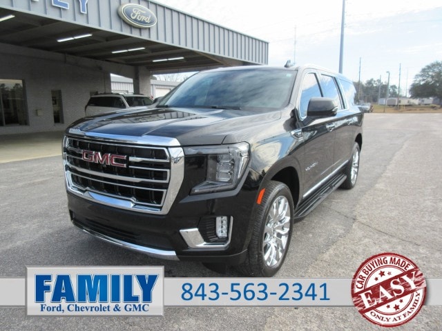 2024 GMC Yukon XL SLT's photo