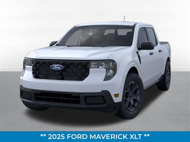 2025 Ford Maverick XLT photo 2