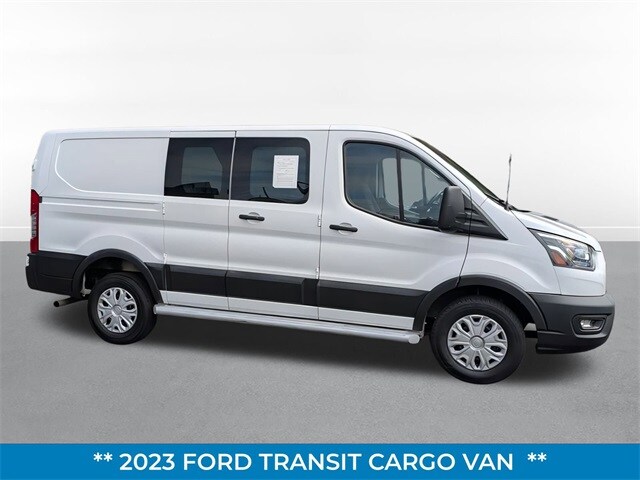 2023 Ford Transit photo 2