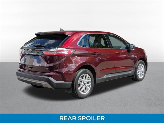 2022 Ford Edge SEL photo 3