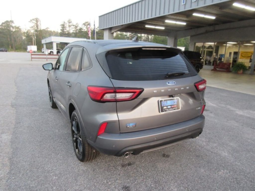 Used 2024 Ford Escape ST-Line Elite SUV