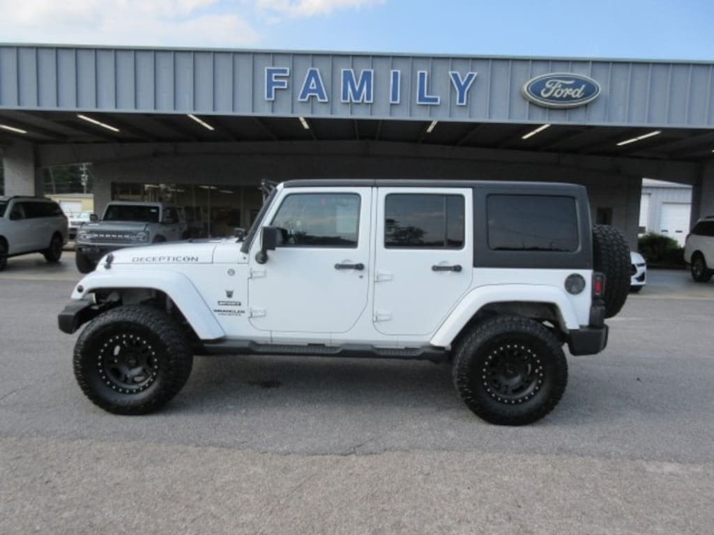 Used 2012 Jeep Wrangler Unlimited Sport SUV