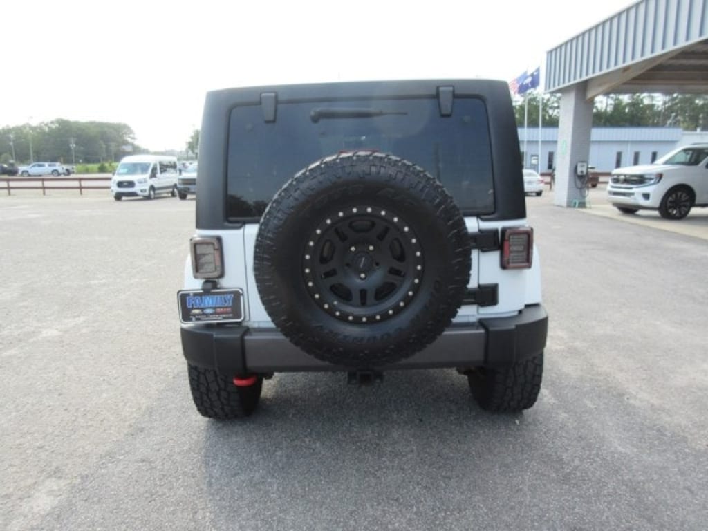 Used 2012 Jeep Wrangler Unlimited Sport SUV