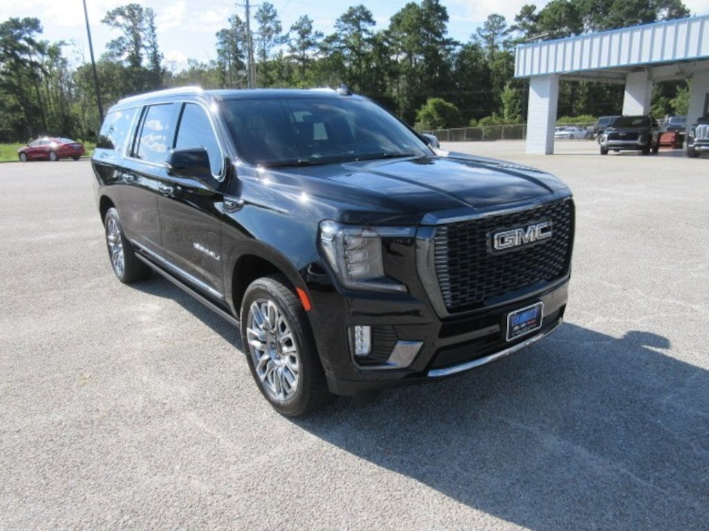 Used 2023 GMC Yukon XL Denali Ultimate SUV