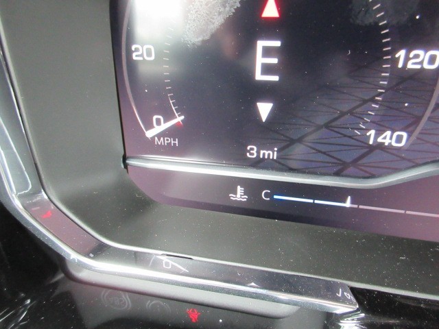 2025 GMC Sierra 1500 SLT - Photo 23