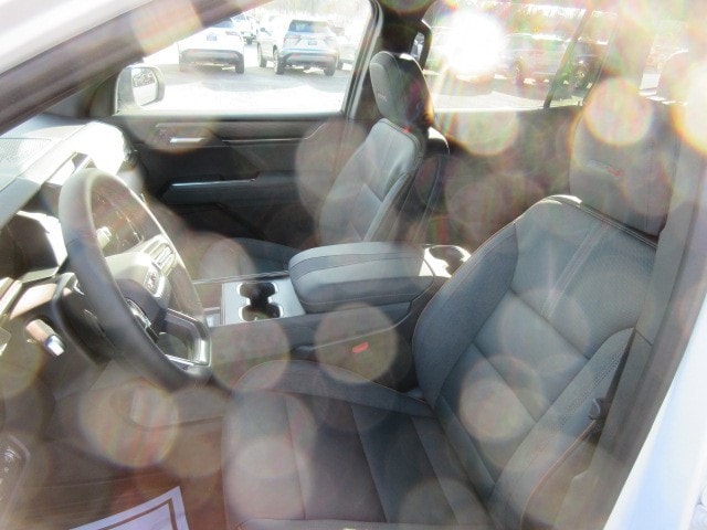 2026 GMC Acadia AT4 - Photo 15