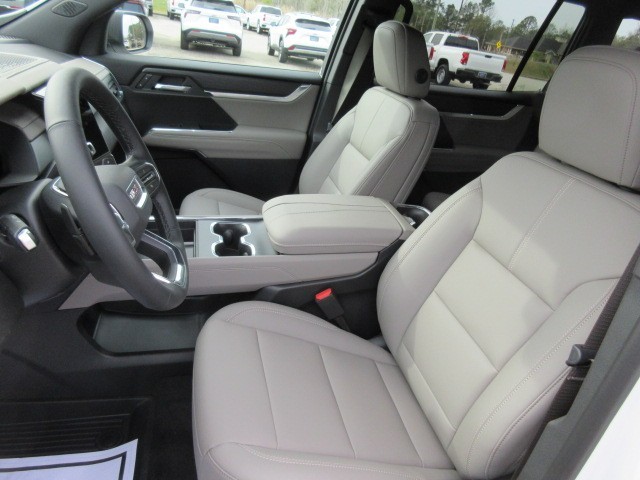 2026 GMC Acadia Elevation - Photo 16