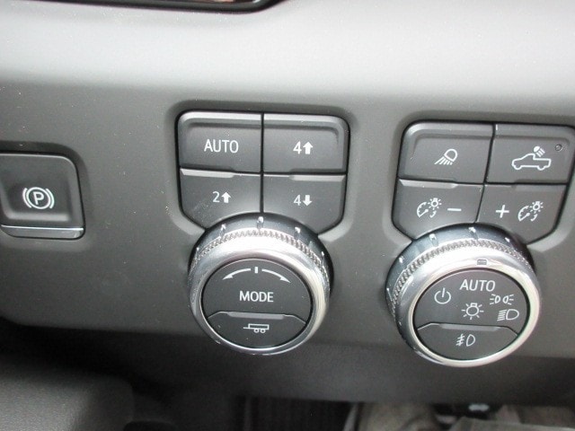 2025 GMC Sierra 2500HD AT4 - Photo 26