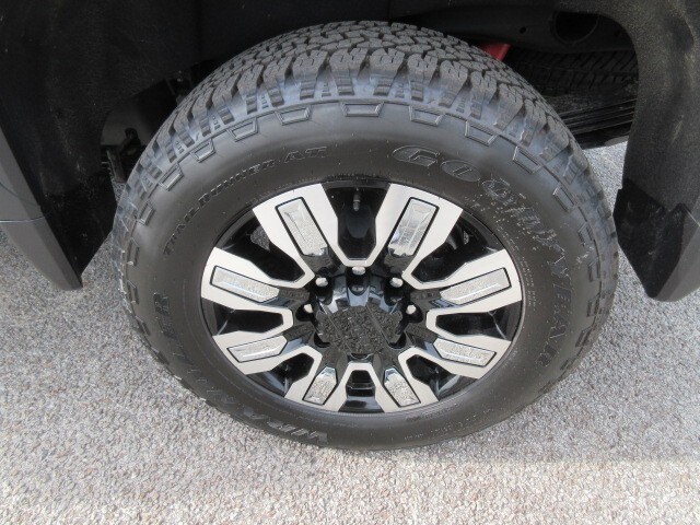 2026 GMC Sierra 2500HD Denali - Photo 11