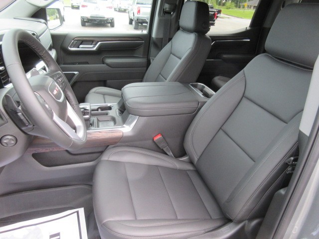 2025 GMC Sierra 1500 SLT - Photo 16