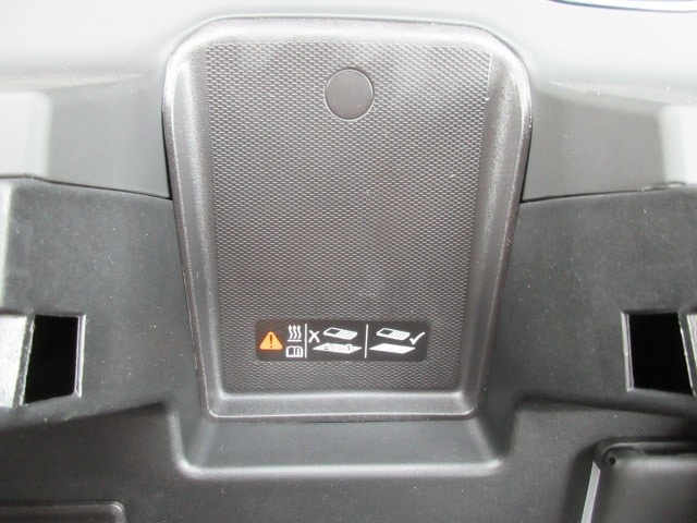 2025 GMC Sierra 1500 SLT - Photo 20