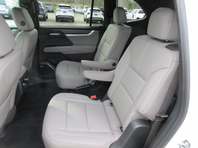 2026 GMC Acadia Elevation - Photo 15