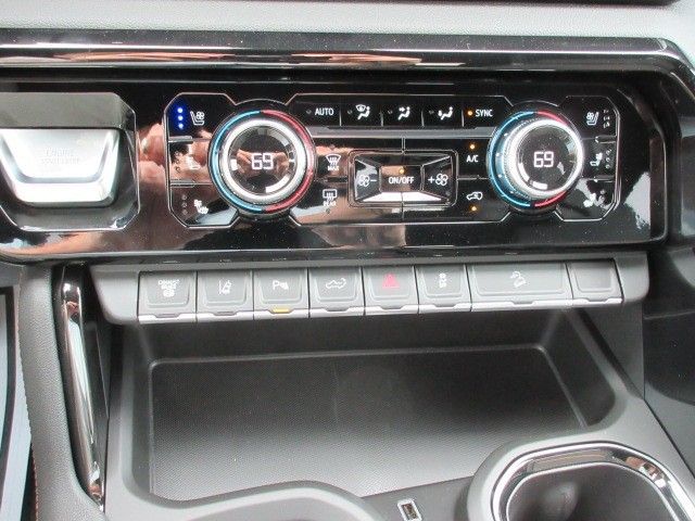 2025 GMC Sierra 2500HD AT4 - Photo 20
