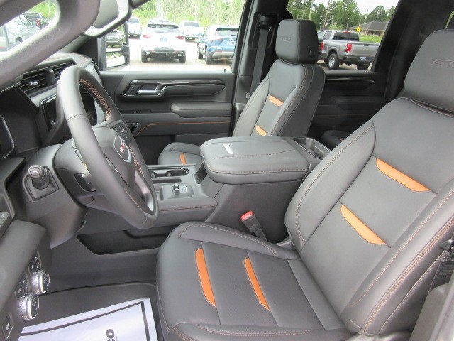 2025 GMC Sierra 2500HD AT4 - Photo 16