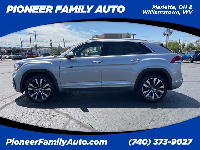 Used 2022 Volkswagen Atlas Cross Sport SEL Premium R-Line with VIN 1V2FE2CA3NC219390 for sale in Marietta, OH