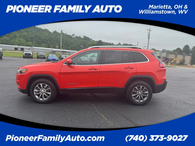 Used 2021 Jeep Cherokee Latitude Lux with VIN 1C4PJMMX9MD159334 for sale in Marietta, OH