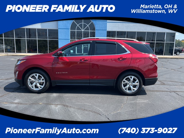 Used 2020 Chevrolet Equinox LT with VIN 2GNAXVEX9L6275873 for sale in Marietta, OH