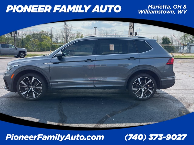 Used 2022 Volkswagen Tiguan SEL R-LINE with VIN 3VV4B7AX4NM134595 for sale in Marietta, OH