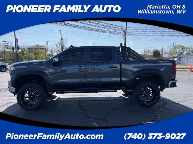 Used 2020 Chevrolet Silverado 1500 LT with VIN 3GCUYDED8LG168269 for sale in Marietta, OH